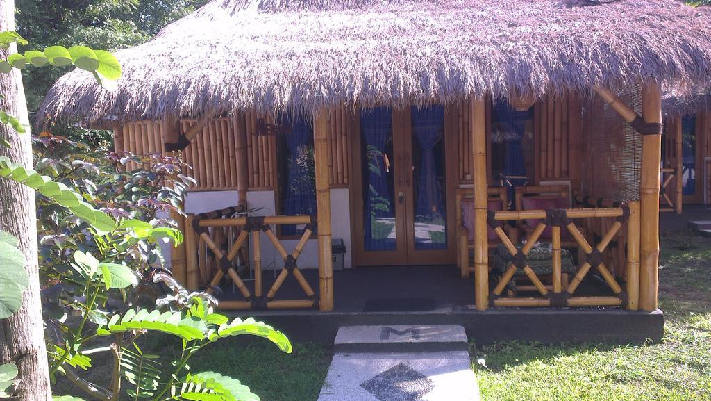 Tua Tua Keladi Bungalows Gili Air Esterno foto